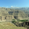    Вид на Сулакский каньон.       Фото: © Валентин Тихонов.      25.07.2006, Дагестан, окрестности селения Чирката.    